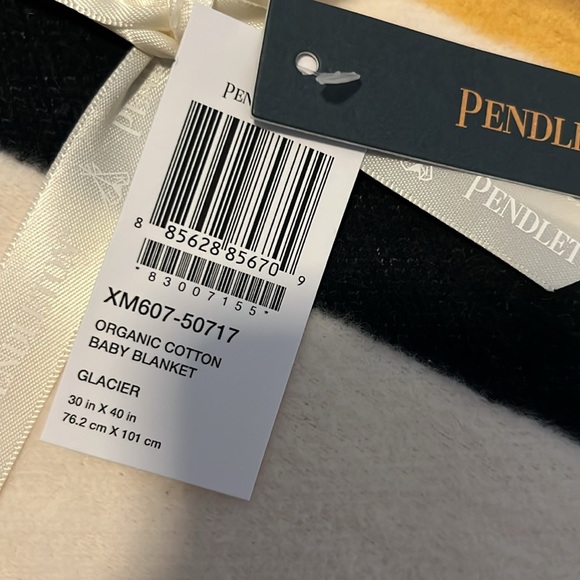Pendleton baby blanket - Picture 2 of 3